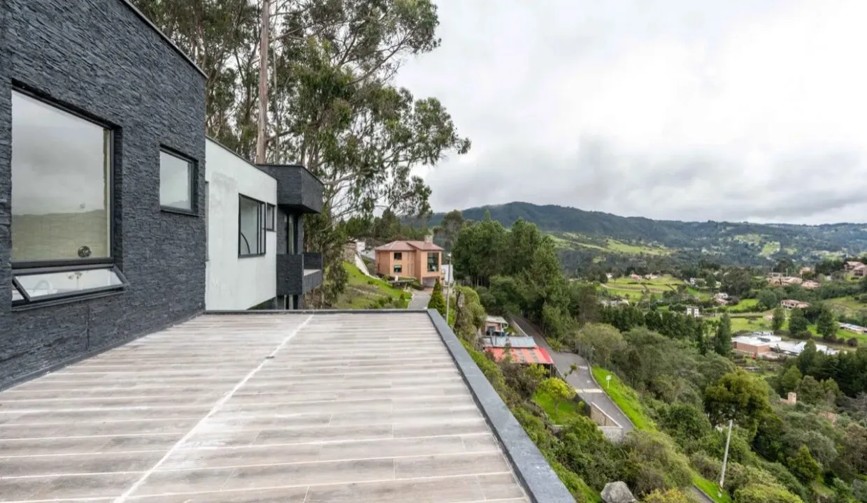 Calera-Makro-Inmobiliaria-11-1240×720