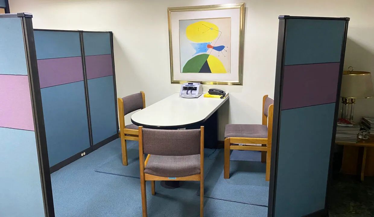 Oficina-Avenida-Chile-Makro-Inmobiliaria-4-1240×720