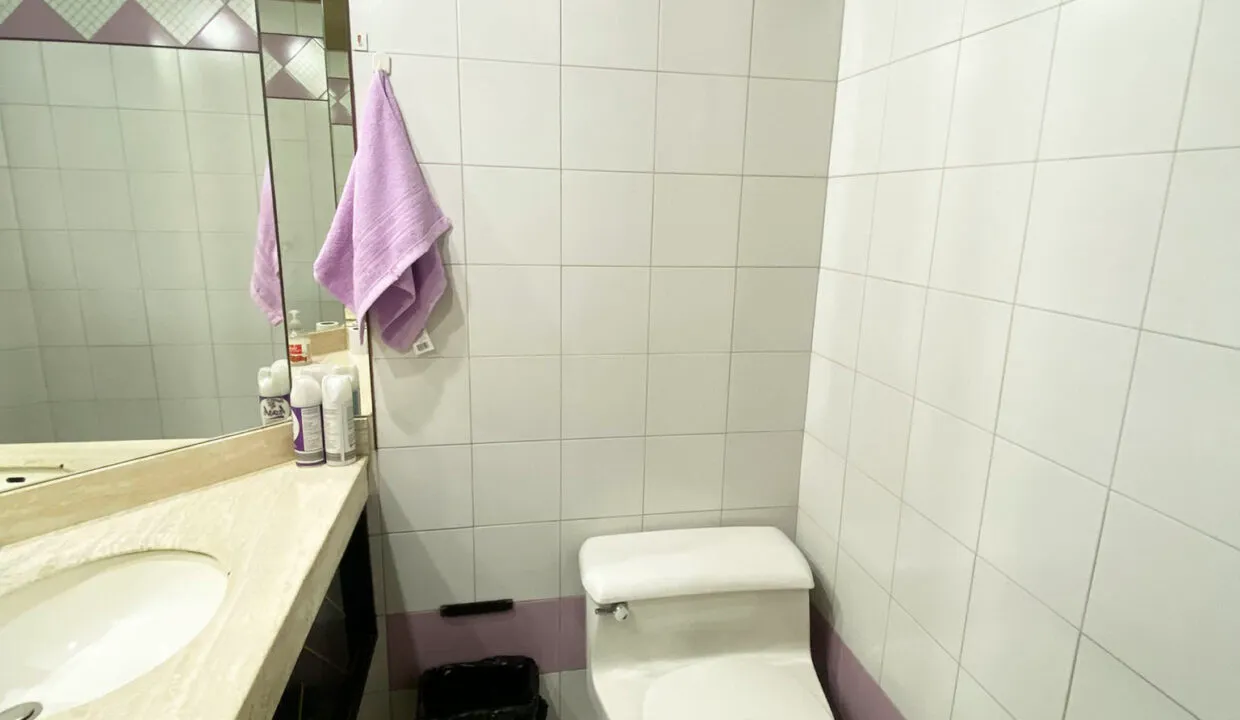 Oficina-Avenida-Chile-Makro-Inmobiliaria-7-1240×720