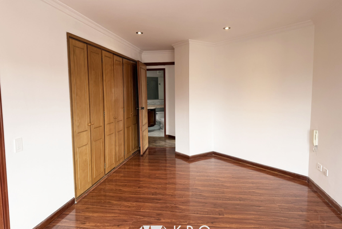 Apartamento en Venta, Gratamira