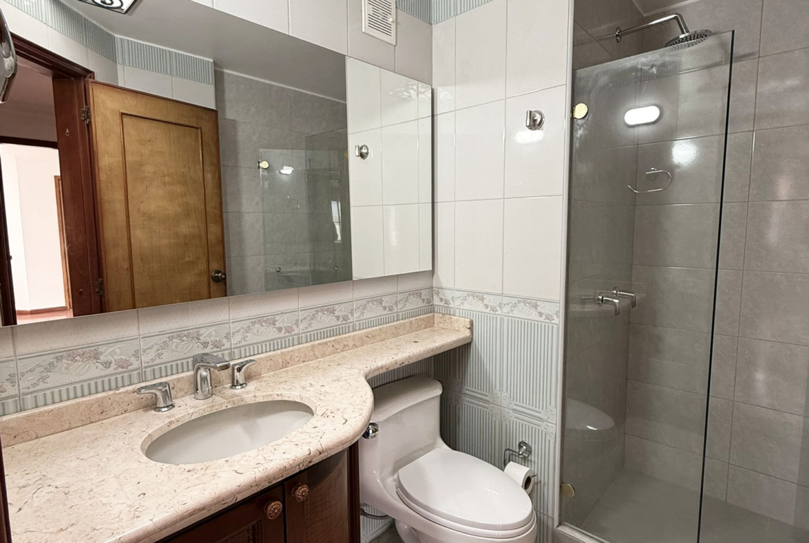 Apartamento en Venta, Gratamira
