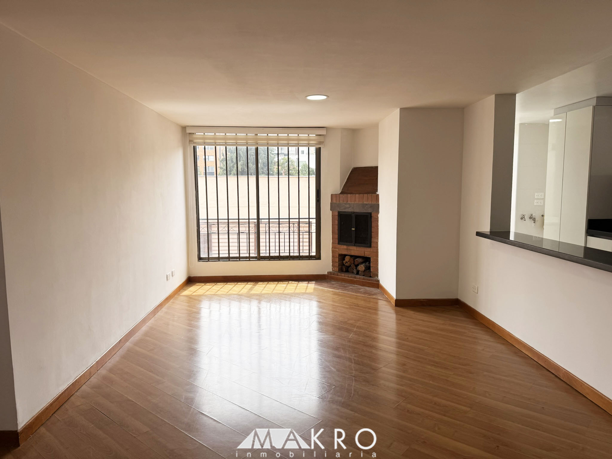 La Hispañola Makro Inmobiliaria (1) Apartamento en Arriendo, Cedritos
