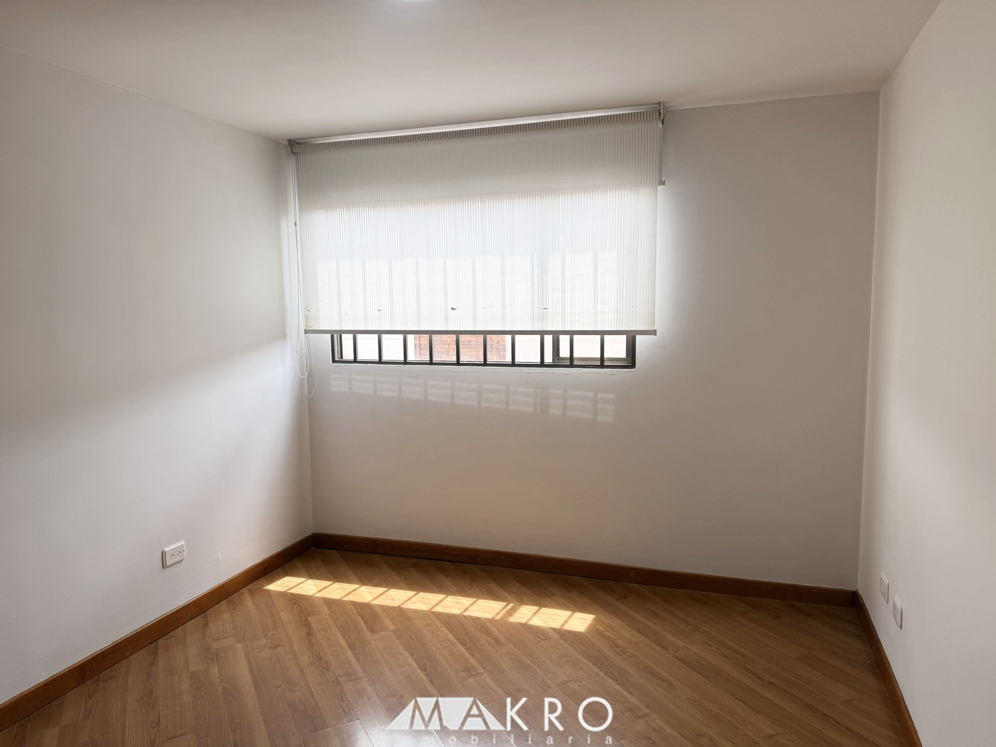La Hispañola Makro Inmobiliaria (17) Apartamento en Arriendo, Cedritos