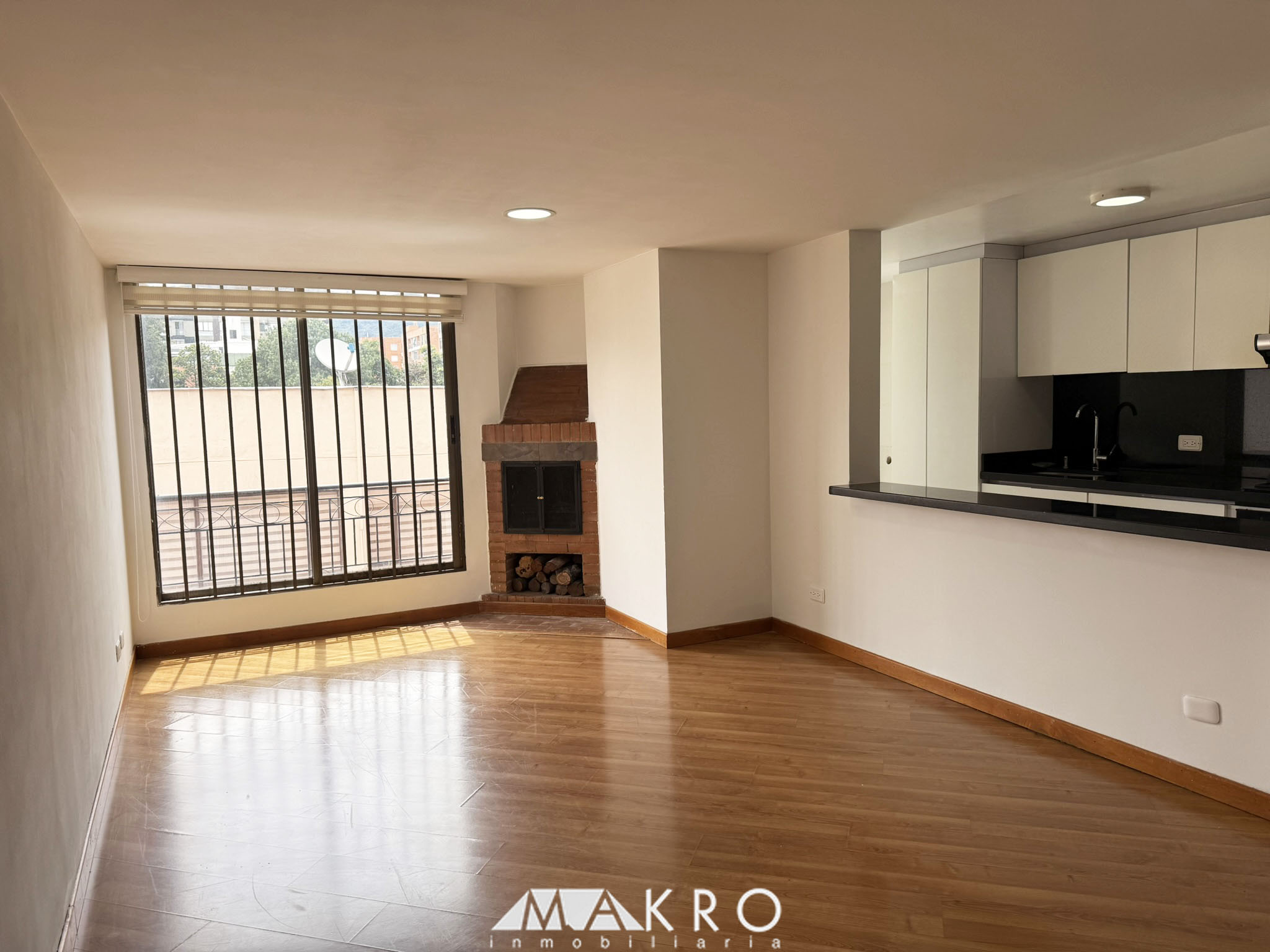 La Hispañola Makro Inmobiliaria (2) Apartamento en Arriendo, Cedritos